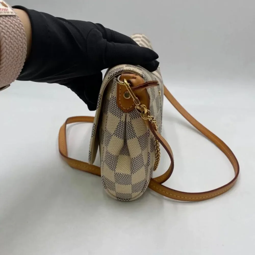 Louis Vuitton Women Pre-Loved Bag Very Good Condition